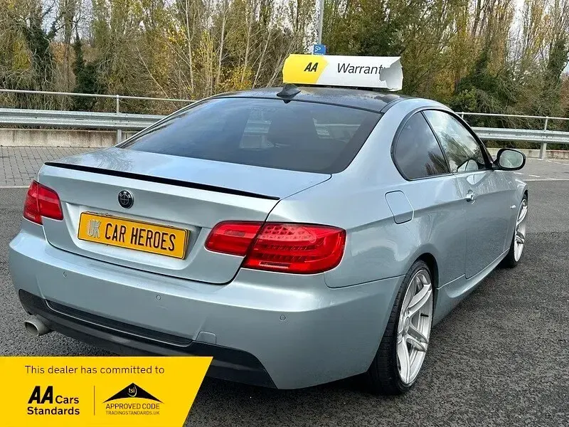 Used BMW 320 Sport Line 181 HP (133 kW) 2013 Blue Coupe