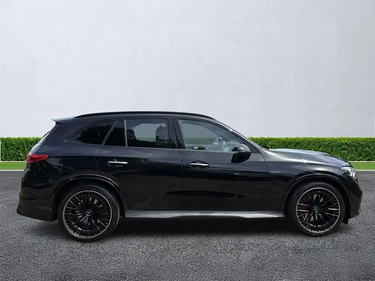 Used Mercedes GLC43 AMG Edition 415 HP (305 kW) 2025 Black Estate