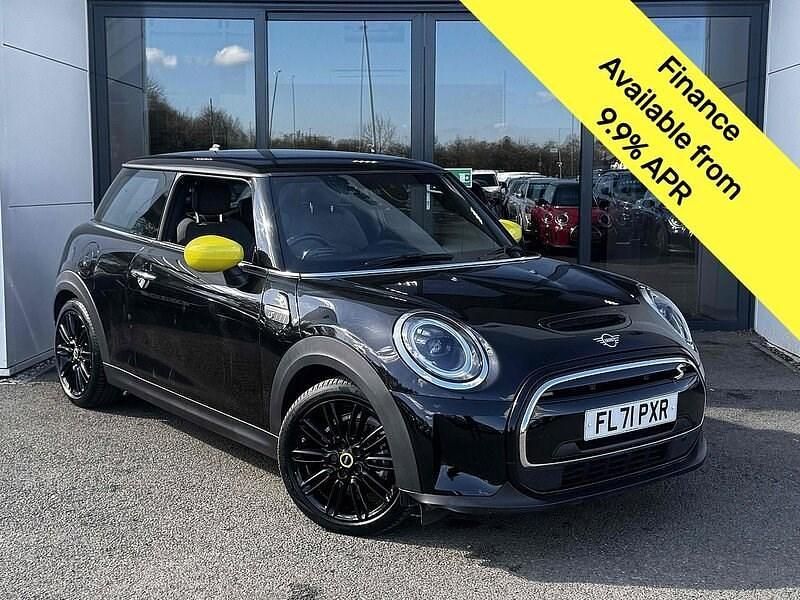 Midnight black Used 2021 Mini Cooper SE Hatch Hatchback | £11,595 - Image 1/3