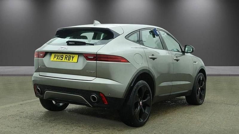 Used Jaguar E-Pace SE 180 HP (132 kW) 2019 Silver SUV