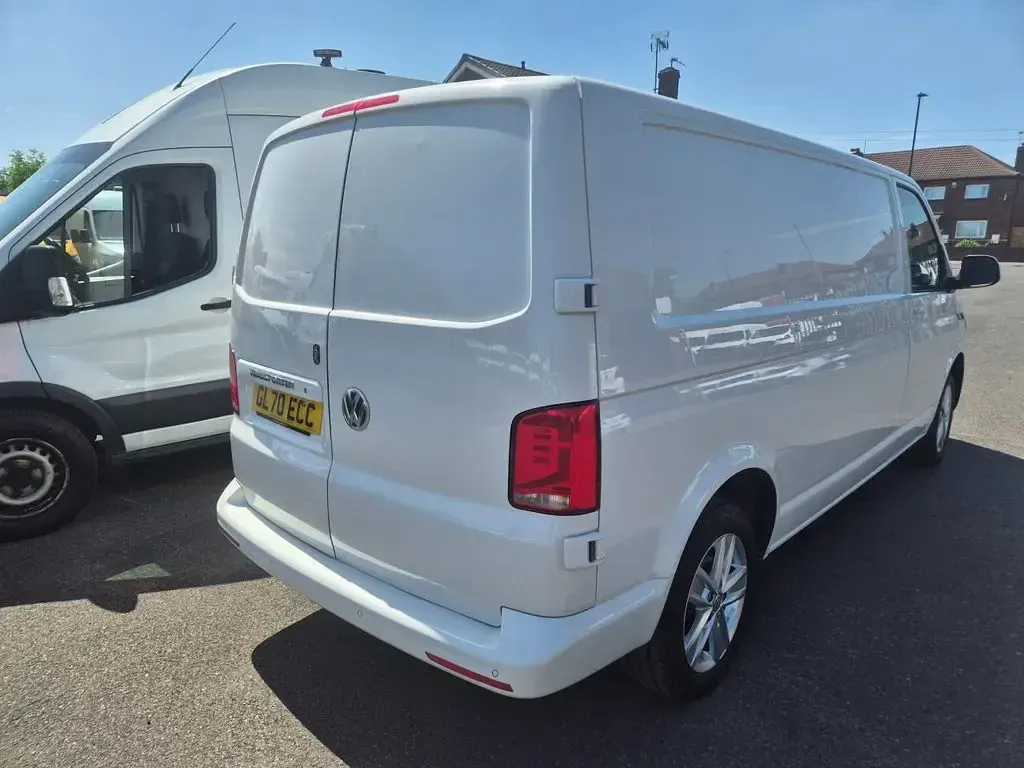 Used VW T6.1 Highline 150 HP (110 kW) 2020 White Van