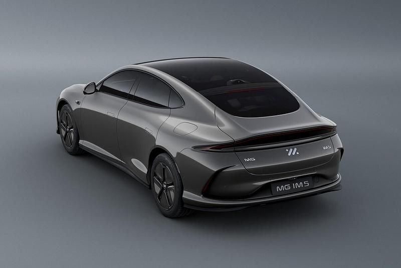 New MG IM5 216 kW (295 HP) 2025 Hatchback