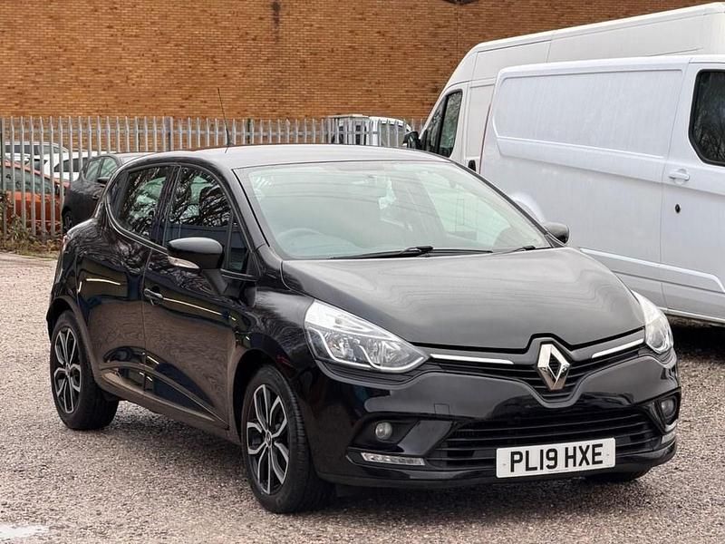 Black Used 2019 Renault Clio IV Play Hatchback | £9,295 (Fair price) - Image 1/4