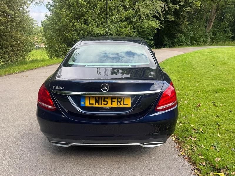Used Mercedes C220 2015 Blue Sedan