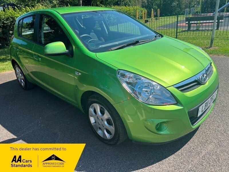 Green Used 2011 Hyundai i20 Comfort Hatchback | £4,490 (Fair price) - Image 1/3