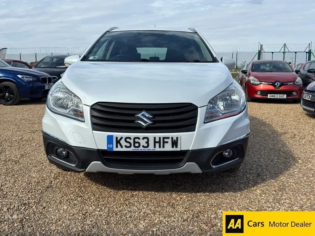 Used Suzuki SX4 S-Cross SZ-T 120 HP (88 kW) 2014 White Hatchback