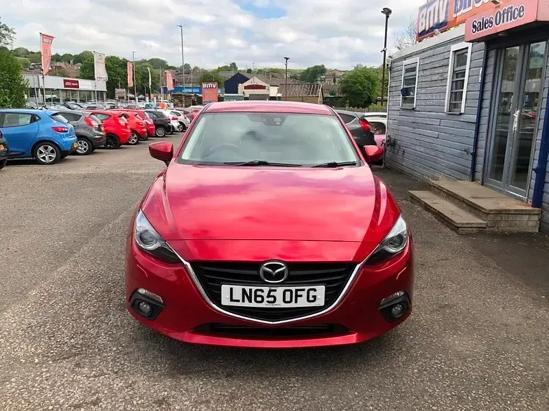 Begagnad Mazda 3 150 HK (110 kW) 2015 Röd