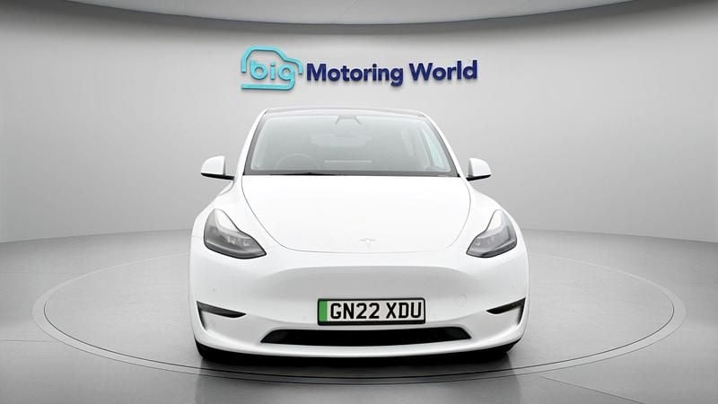 Used Tesla Model Y Long Range AWD 378 kW (514 HP) 2022 White SUV