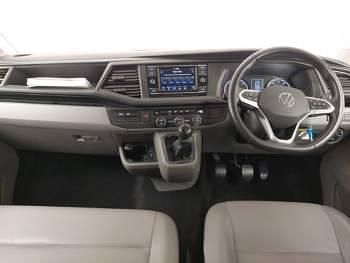 Begagnad VW T7 SE 150 HK (110 kW) 2024 Grå Van