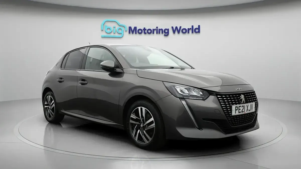 Used Peugeot 208 Allure Premium 102 HP (75 kW) 2021 Hatchback