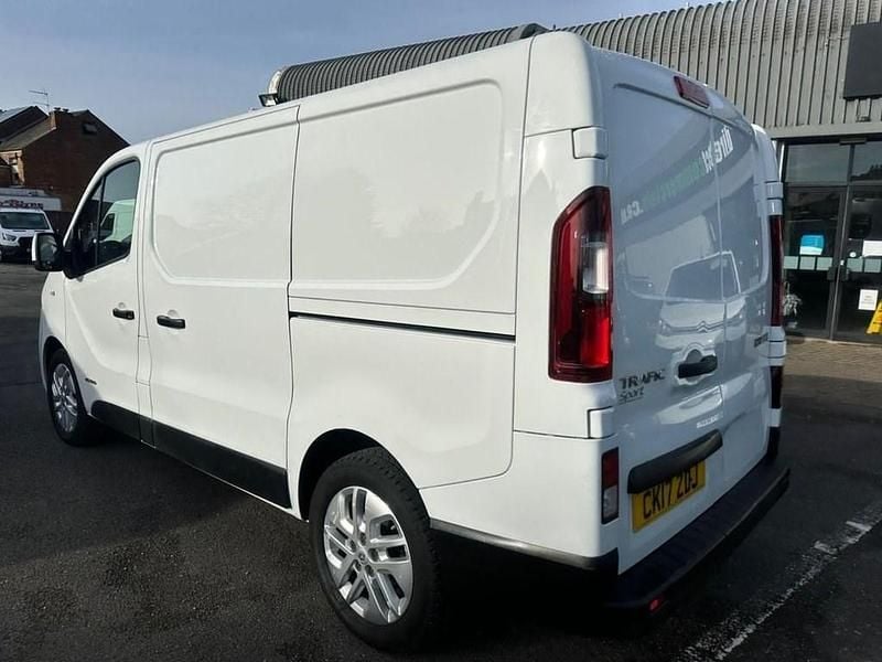Used Renault Trafic 120 HP (88 kW) 2017 White MPV