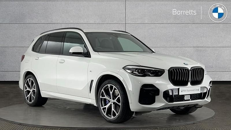 White Used 2022 BMW X5 M Sport SUV | £48,990 (Good price) - Image 1/4