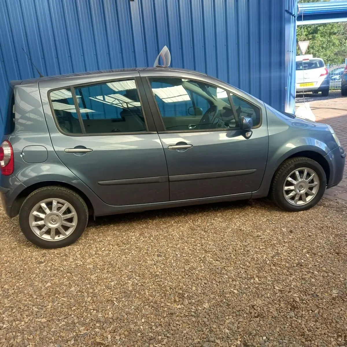 Used Renault Modus Dynamique 112 HP (82 kW) 2007 Blue MPV
