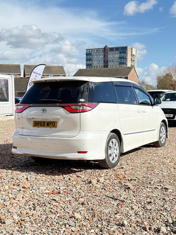 Used Toyota Estima 2019 White MPV
