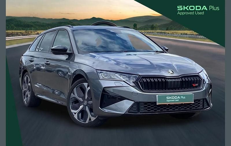 Used Skoda Octavia vRS 265 HP (194 kW) 2025 Graphite grey metallic Estate