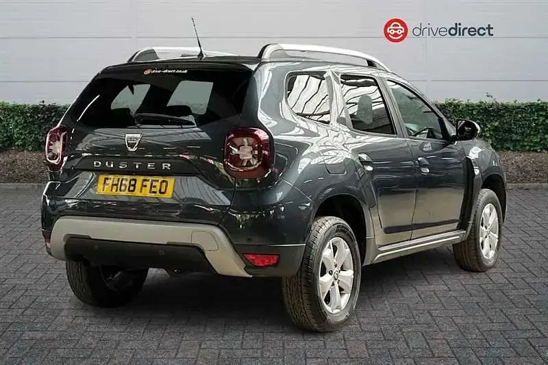Used Dacia Duster Comfort 115 HP (84 kW) 2019 Grey SUV