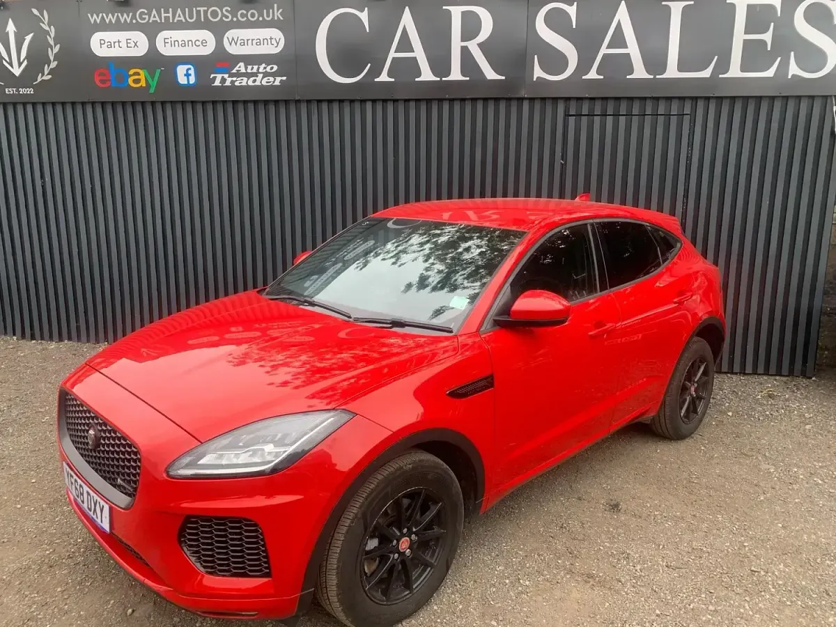 Used Jaguar E-Pace R-Dynamic 150 HP (110 kW) 2018 Red SUV
