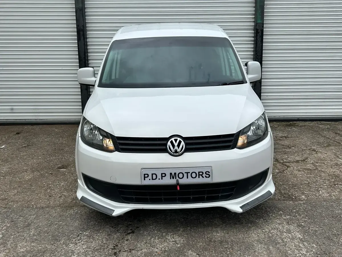 Used VW Caddy Startline 102 HP (75 kW) 2014 White MPV