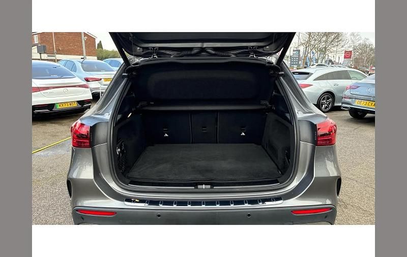 Used Mercedes GLA200 Executive 161 HP (118 kW) 2024 Grey SUV