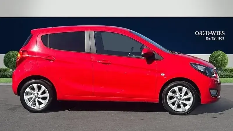 Second-hand Vauxhall Viva 75 CP (55 kW) 2015 Roșu Hatchback