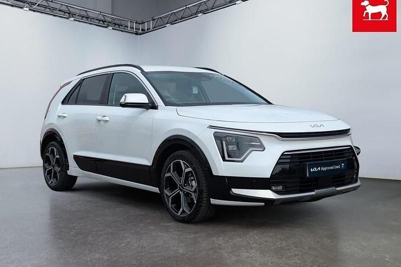 White Used 2024 Kia Niro 3 SUV | £26,995 (Expensive) - Image 1/1