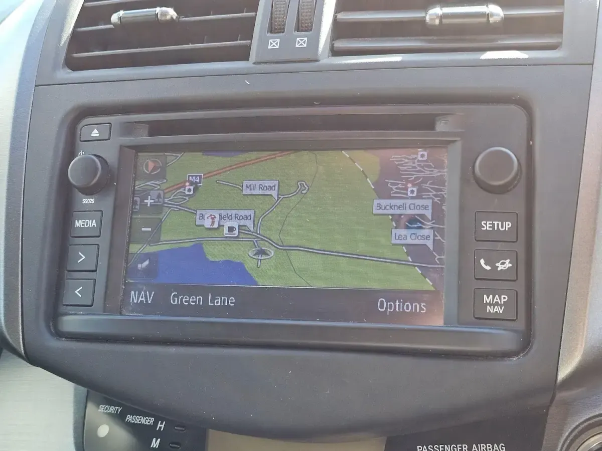 Used Toyota RAV4 SR 150 HP (110 kW) 2012 Black SUV