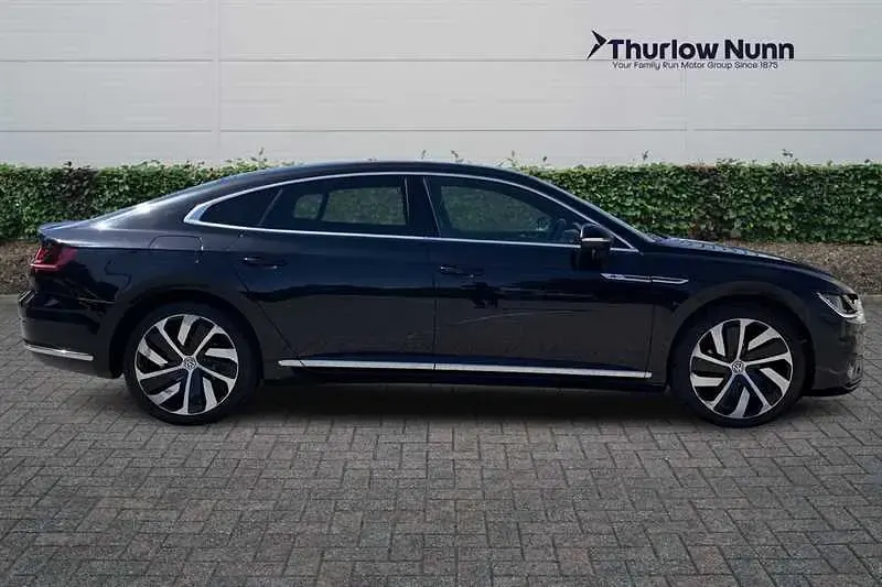 Used VW Arteon R-line 190 HP (139 kW) 2017 Black Hatchback