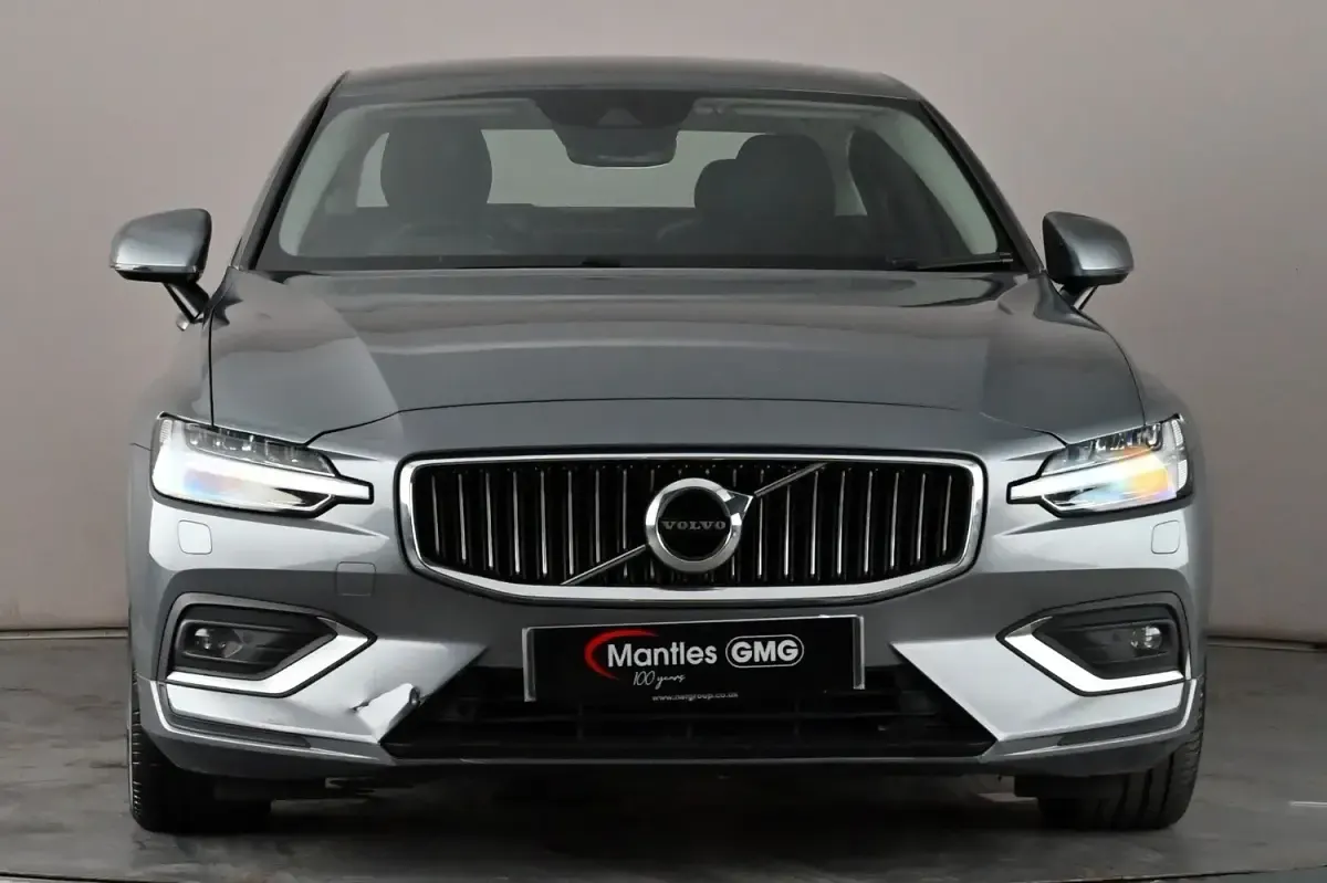 Used Volvo S60 Inscription 250 HP (183 kW) 2021 Grey Sedan