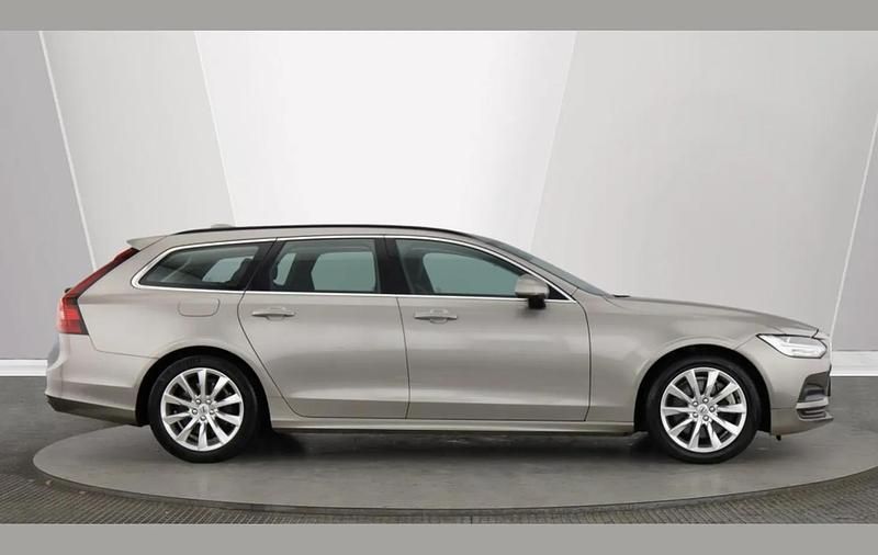 Usado Volvo V90 Momentum 194 CV (142 kW) 2022 Gris Familiar