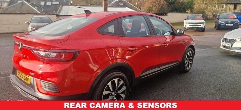 Used Renault Arkana Iconic 145 HP (106 kW) 2022 Red SUV
