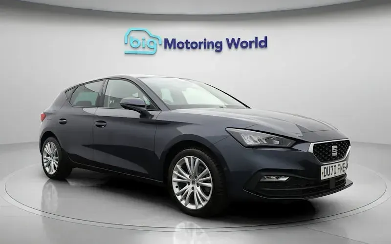 Begagnad Seat Leon SE Dynamic 110 HK (80 kW) 2023 Halvkombi