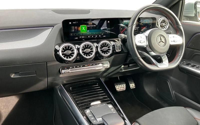 Used Mercedes GLA180 AMG Line Premium 136 HP (100 kW) 2022 Silver SUV