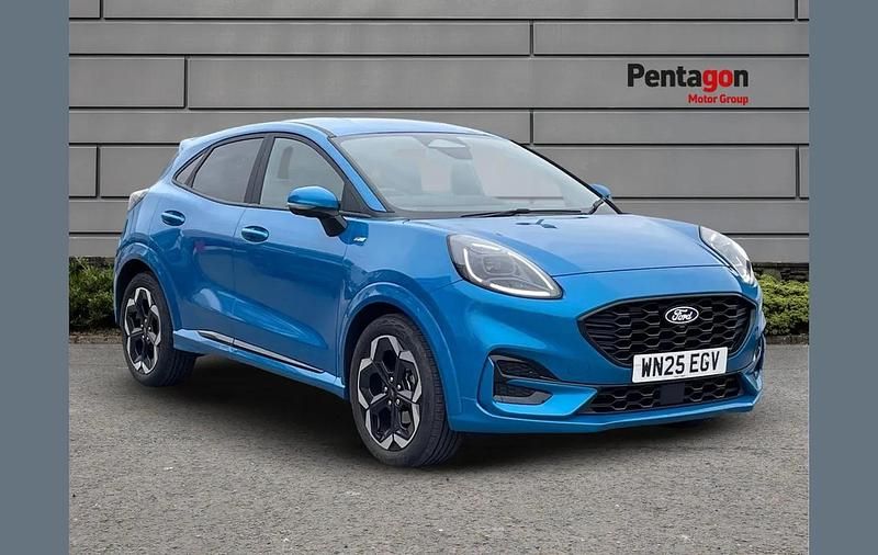 Blue Used 2025 Ford Puma Gen-E ST-Line X SUV | £23,295 (Expensive) - Image 1/4