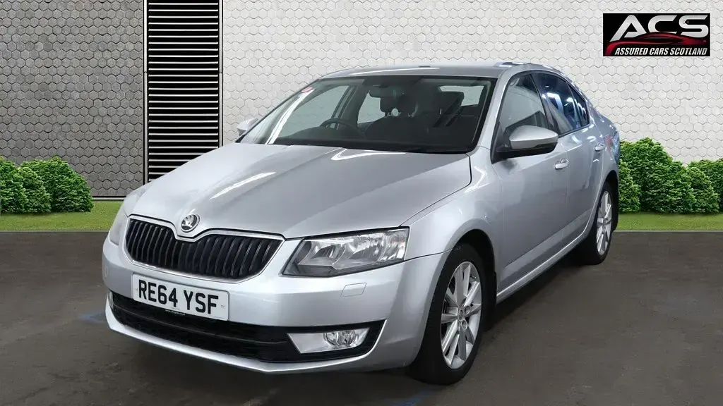 Used Skoda Octavia Elegance 150 HP (110 kW) 2014 Silver Estate