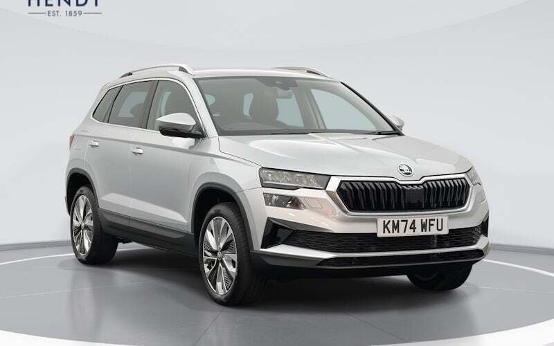 Used 2025 Skoda Karoq SE L SUV | £24,399 (Fair price) - Image 1/3