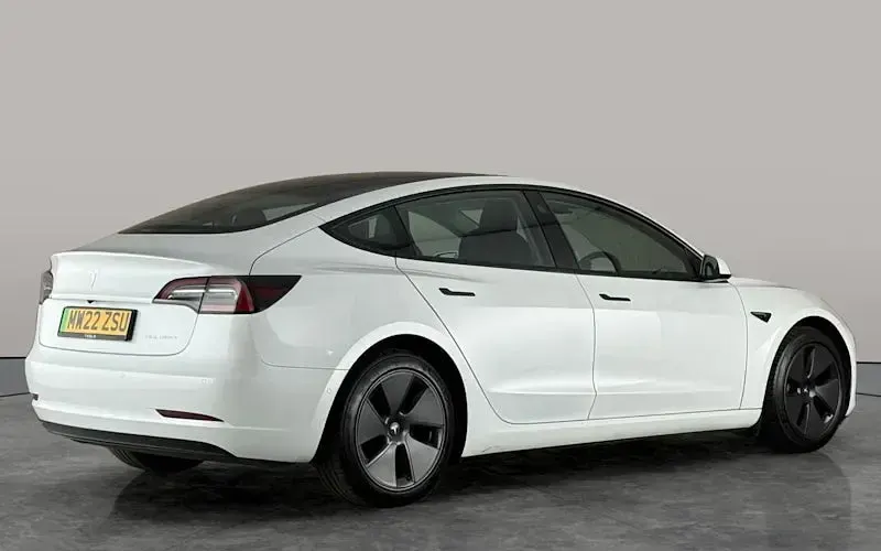 Used Tesla Model 3 Long Range AWD 366 kW (498 HP) 2022 White Sedan