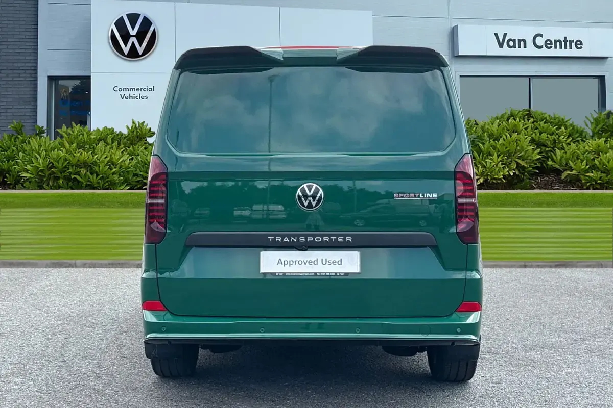 New VW T7 Sportline 2026 Green Van