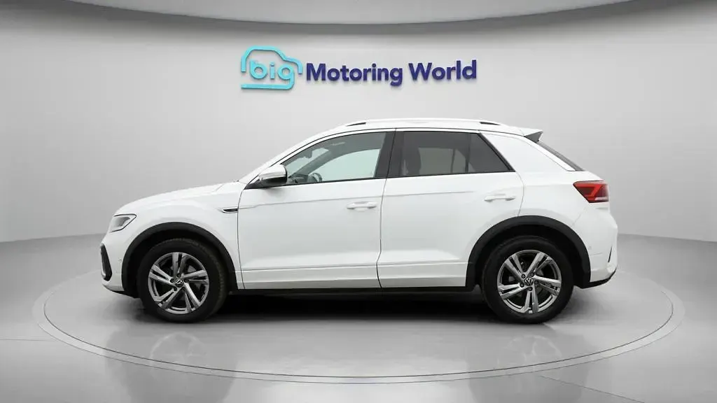 Used VW T-Roc R-line 150 HP (110 kW) 2024 White SUV