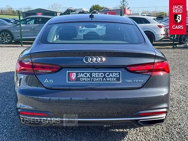 Używany Audi A5 Sport 245 KM (180 kW) 2023 Szary Coupe