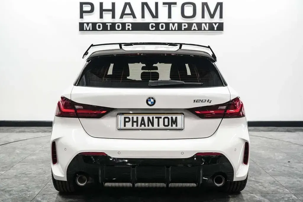 Used BMW 128 M Performance 265 HP (194 kW) 2022 White Hatchback