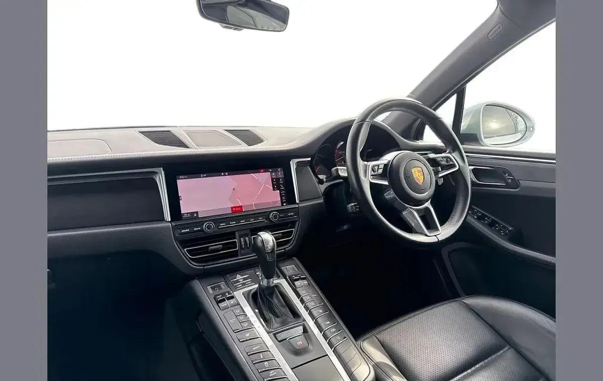 Used Porsche Macan GTS 374 HP (275 kW) 2020 Silver SUV