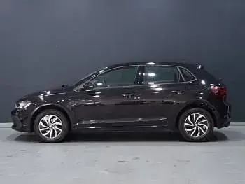 Used VW Polo Life 80 HP (58 kW) 2023 Black Hatchback