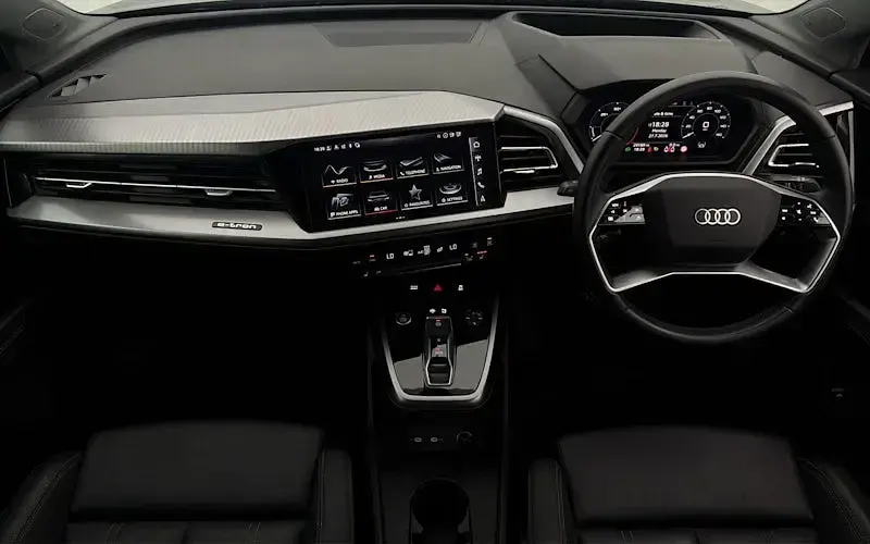 Used Audi Q4 e-tron Sport 125 kW (170 HP) 2022 Black SUV