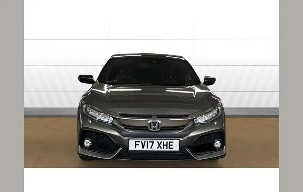Used Honda Civic Prestige 180 HP (132 kW) 2017 Grey Hatchback