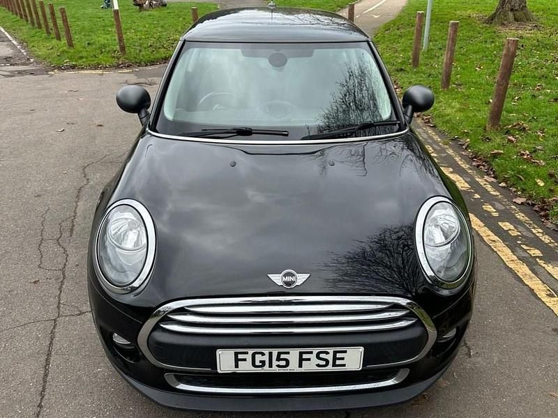 Used Mini ONE Hatch 102 HP (75 kW) 2015 Black Hatchback