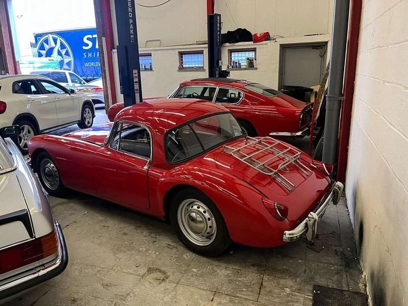 Used MG MGA 1958 Red Coupe