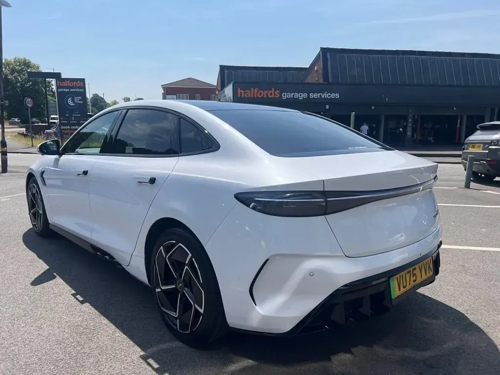 Used BYD Seal Design 230 kW (313 HP) 2026 Sedan