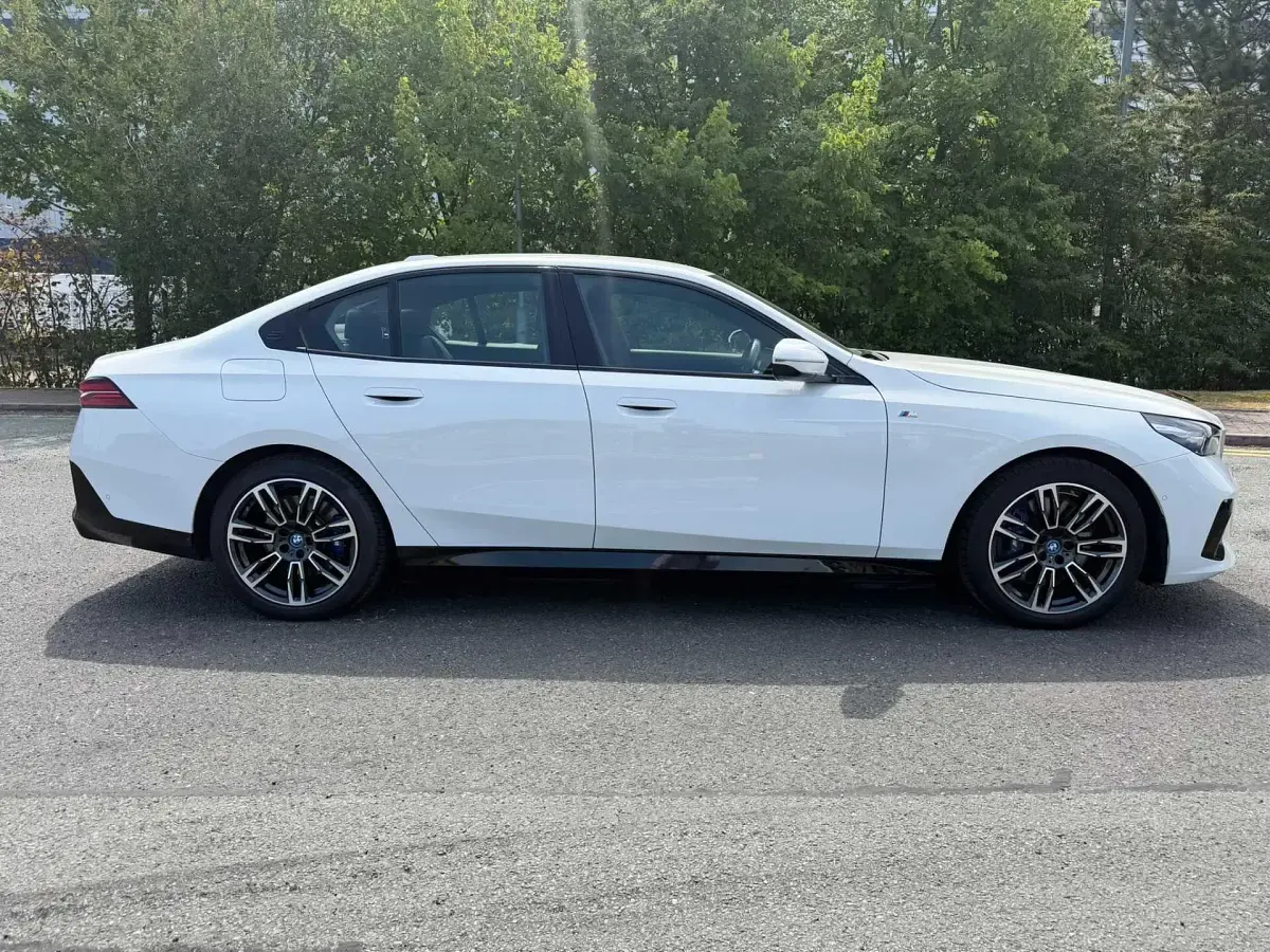 Used BMW i5 M Sport 246 kW (335 HP) 2024 White