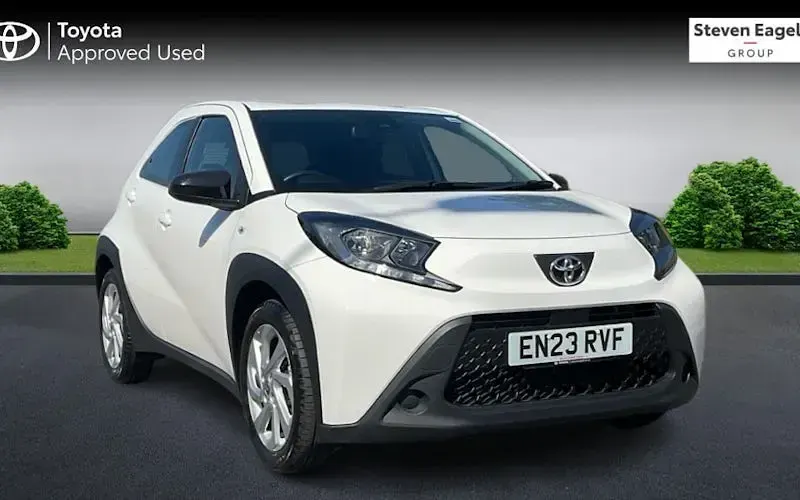 Used Toyota Aygo X PURE 72 HP (52 kW) 2023 SUV