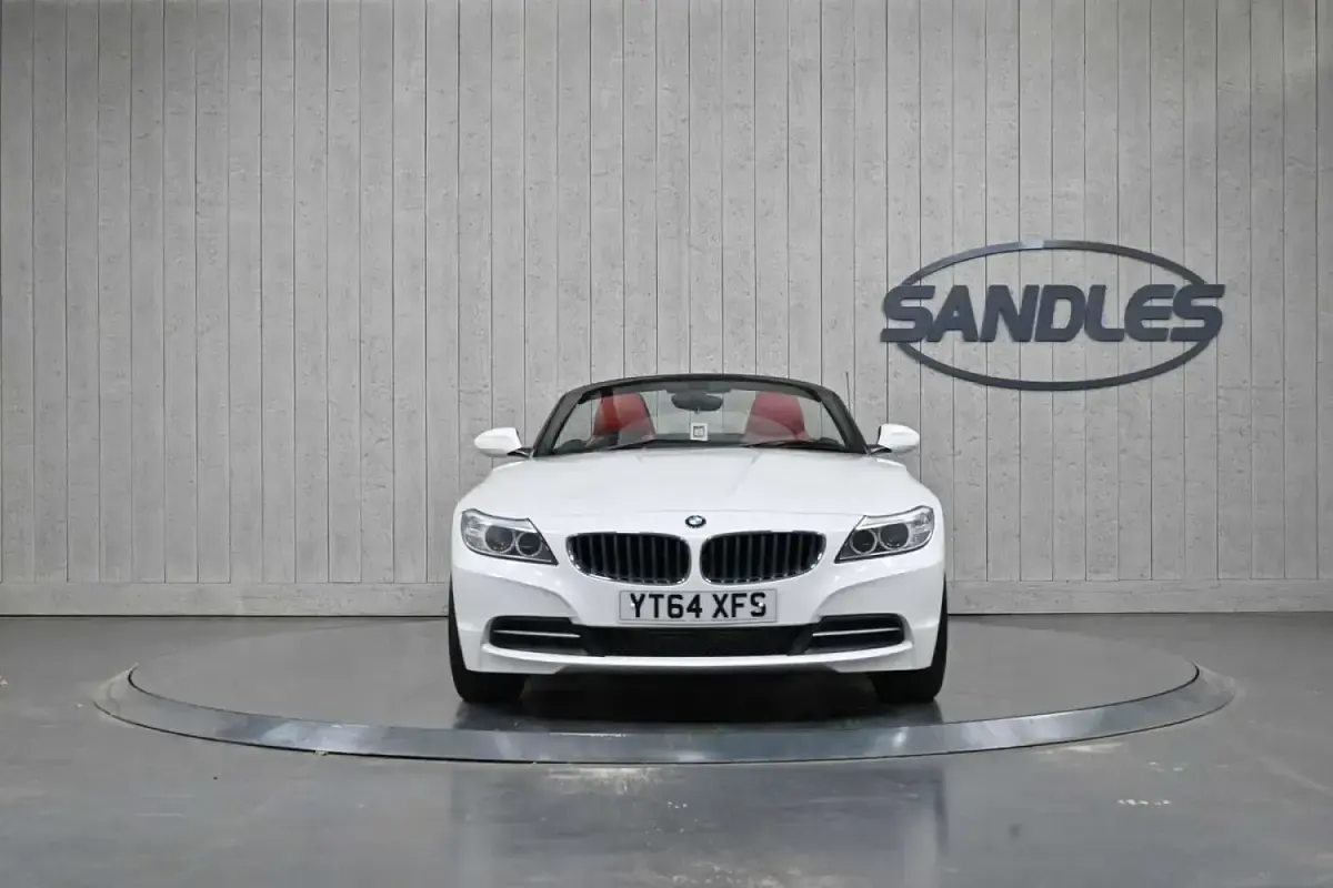 Used BMW Z4 Luxury Line 2014 White Cabriolet